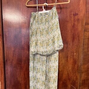 Vici shirt and pant set - never worn!